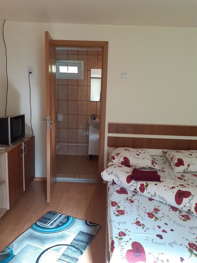 Проживание в семье CASA IZA Бэиле-Еркулане